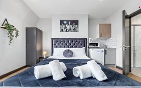Sydenham Stays By Hayes Residency